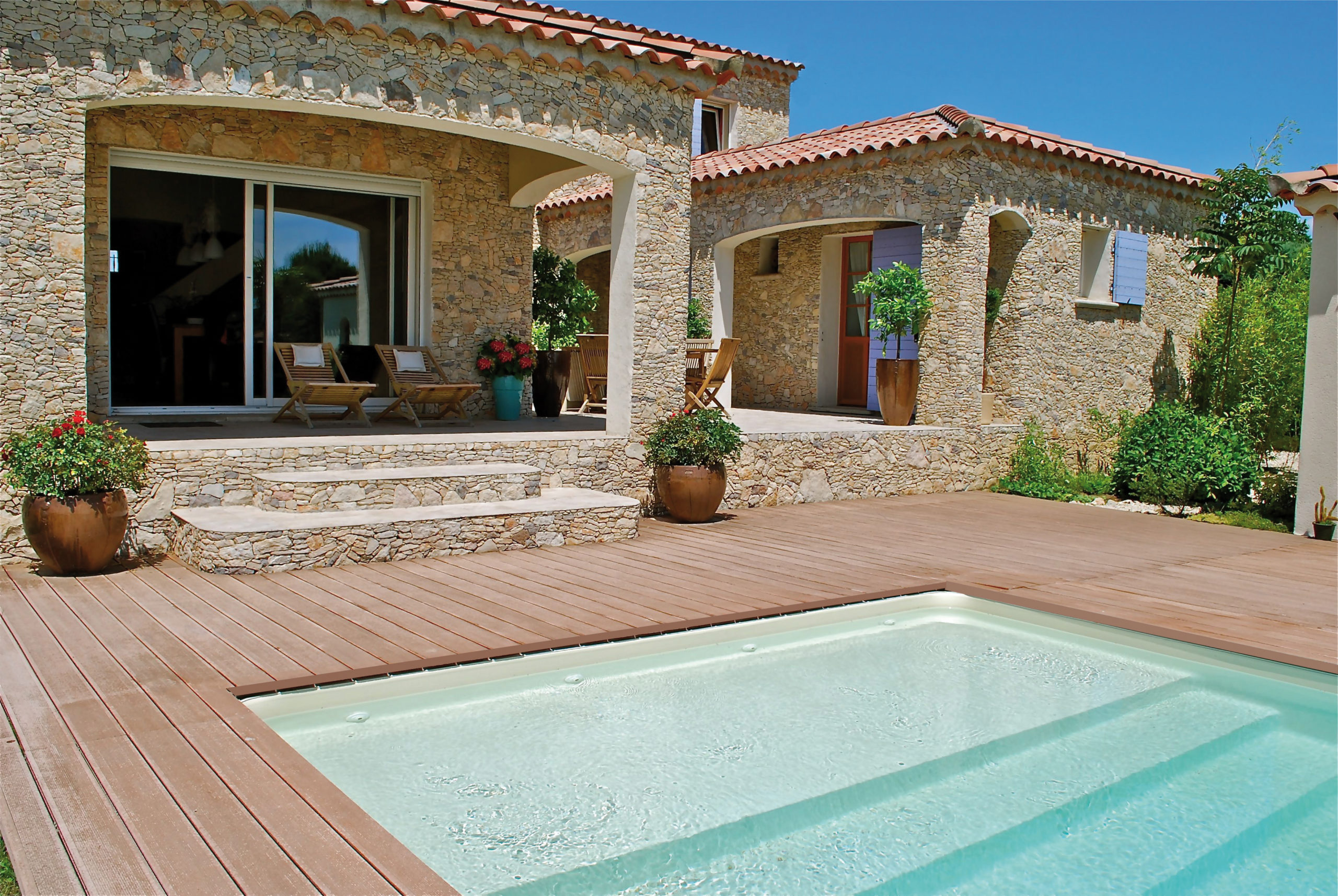 Bois extérieurs : Maison avec terrasse en bois